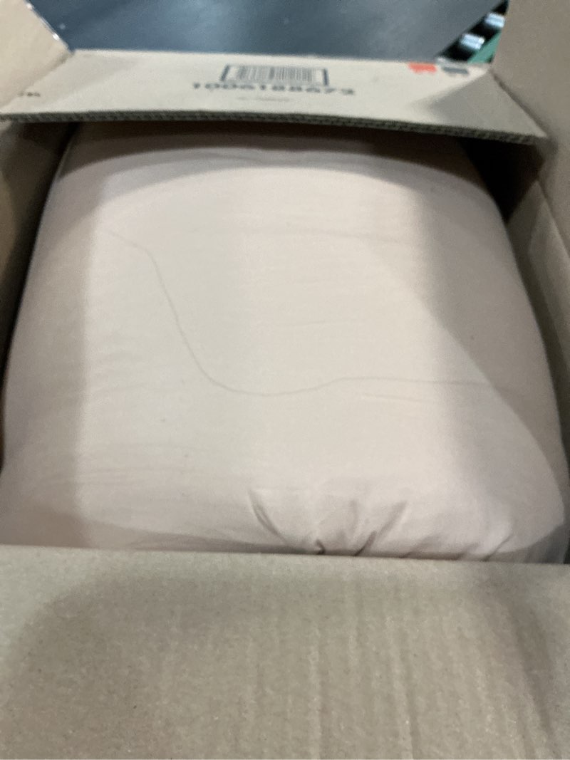 Condition photo showing As Is for Japanese Floor Futon Mattress Twin Size 39"x 80", Foldable Bed Mattress, Portable Tatami Mat Sleeping Pad, Folding Futon Cushion, Roll Up Floor Lounger for Guest Room Dormitory (Khaki) Khaki Twin XL(80"L x 39"W x 2.56"Th)