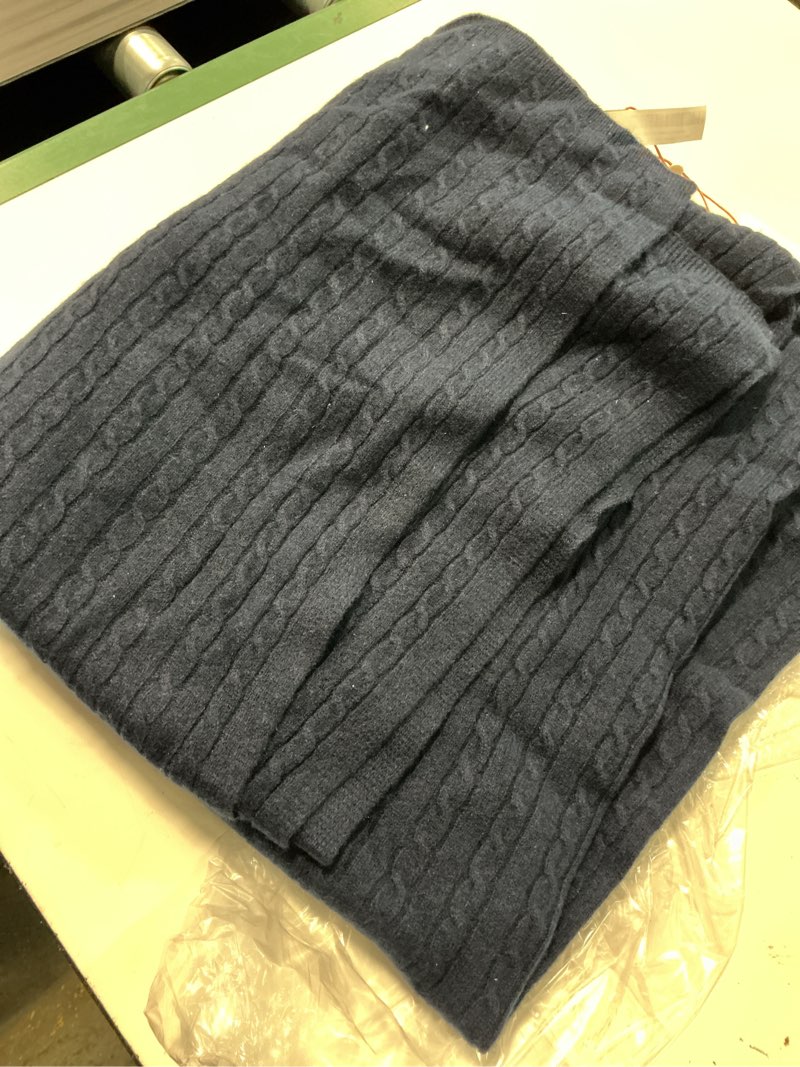 Condition photo showing Good Condition for cable knit cashmere throw, 50x70, true navy