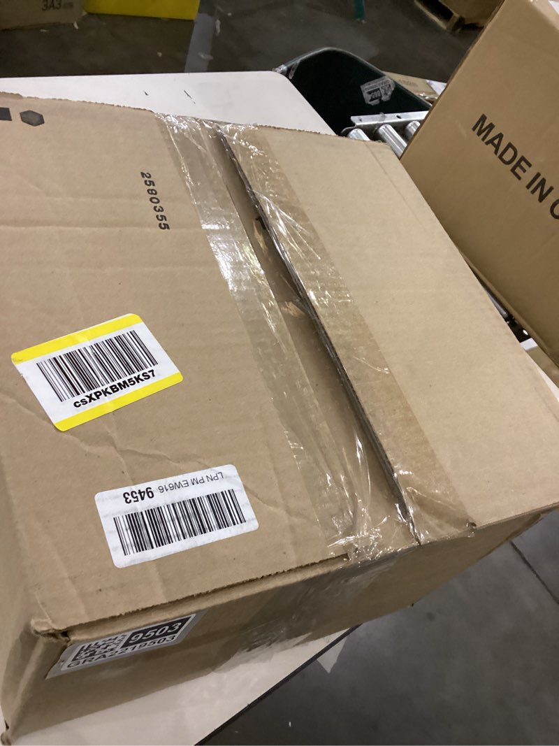 Condition photo showing Good Condition for Fabric