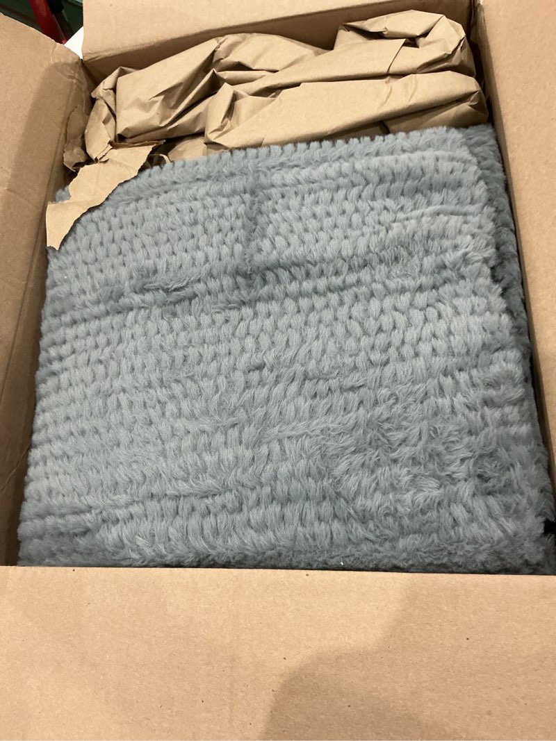 Condition photo showing Good Condition for heated blanket electric blanket,cozy faux rabbit fur & soft flannel warm heater throw blanket with 5 fast heating levels &10hours auto-off over-heat protection?50" x 60" (grey)