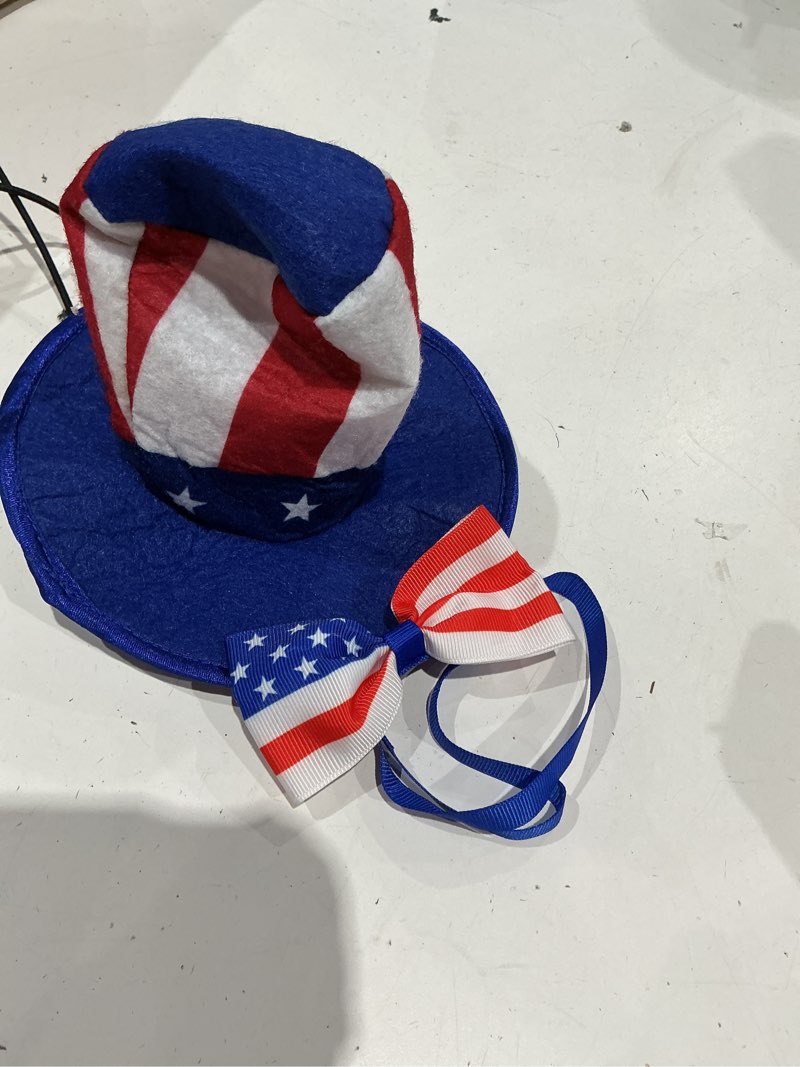Condition photo showing Good Condition for shyyween 4th of july goose outfit set 23"/ 17'' plastic lawn porch patriotic 250 years goose clothes outfit for outdoor patio yard lawn art decoration(bow tie)