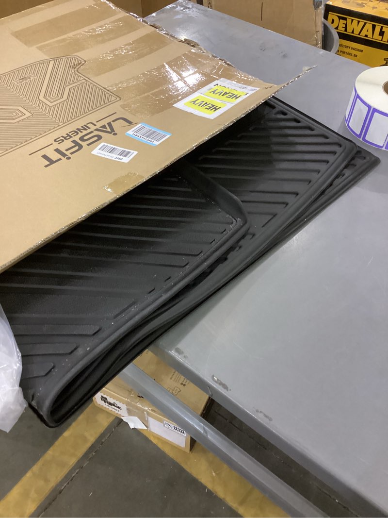 Condition photo showing Good Condition for LASFIT Floor Mats 2014-2018 for Chevrolet Chevy Silverado/GMC Sierra 1500 Only Crew Cab, 2015-2019 Silverado/Sierra 2500HD 3500 HD, Only Crew Cab, with Carpet Floor, Only Fit 1st Row Bucket Seating 1500 2500HD 3500HD Bucket Seat/Crew Cab 2014-2018 1500 2500HD 3500HD Crew Cab/Bucket Seat 2014-2018