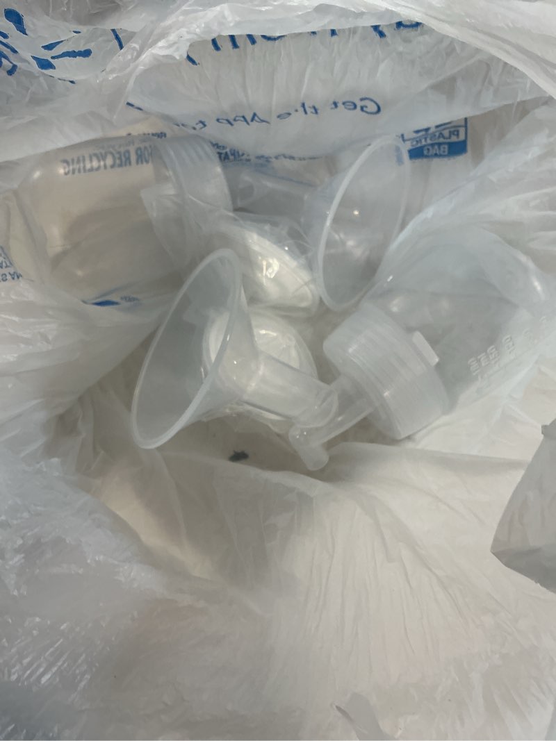 Condition photo showing Good Condition for 21mm flange kit compatible with spectra s1/s2/9 plus/motif luna, includes flange 21mm, bottles, tubing, valves, and backflow protectors
