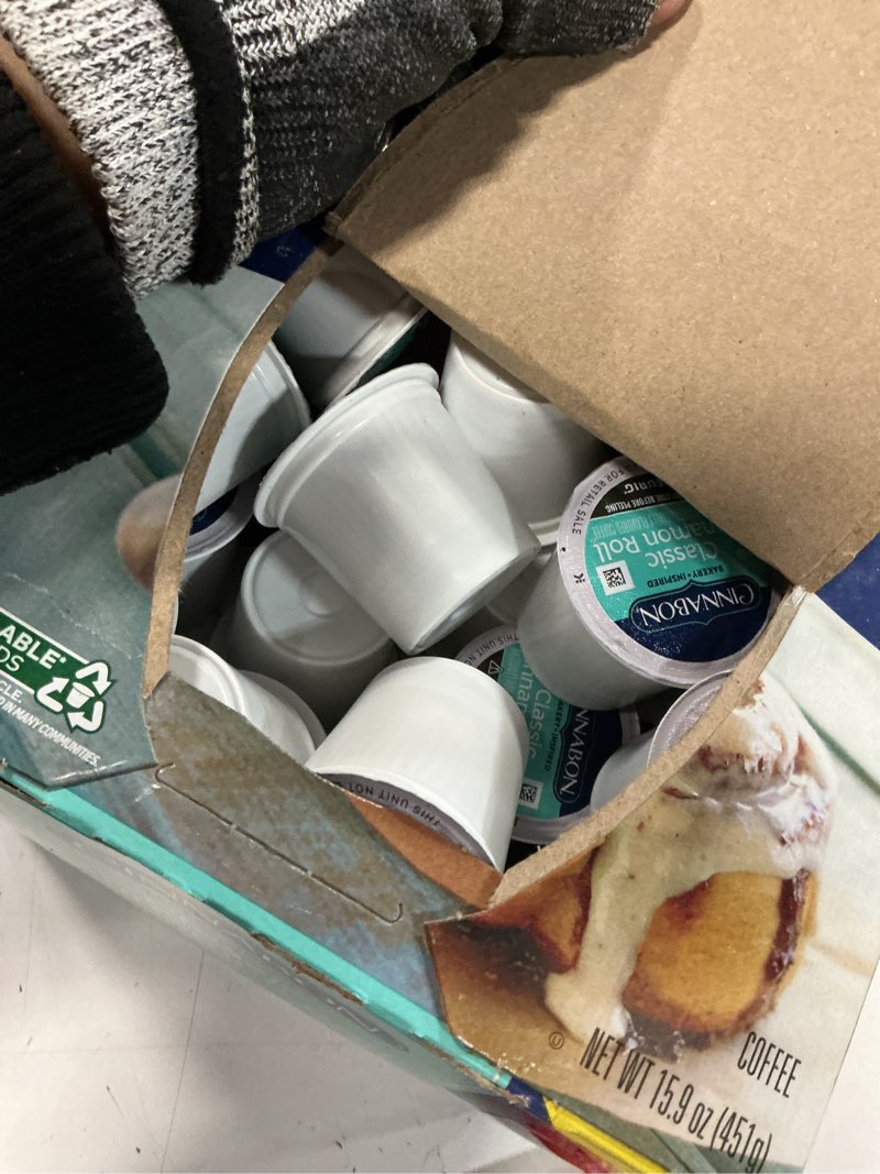Condition photo showing Good Condition for Cinnabon Classic Cinnamon Roll Keurig Single-Serve K-Cup Pods, Light Roast Coffee, 48 Count Classic Cinnamon Roll 48 Count (Pack of 1)
