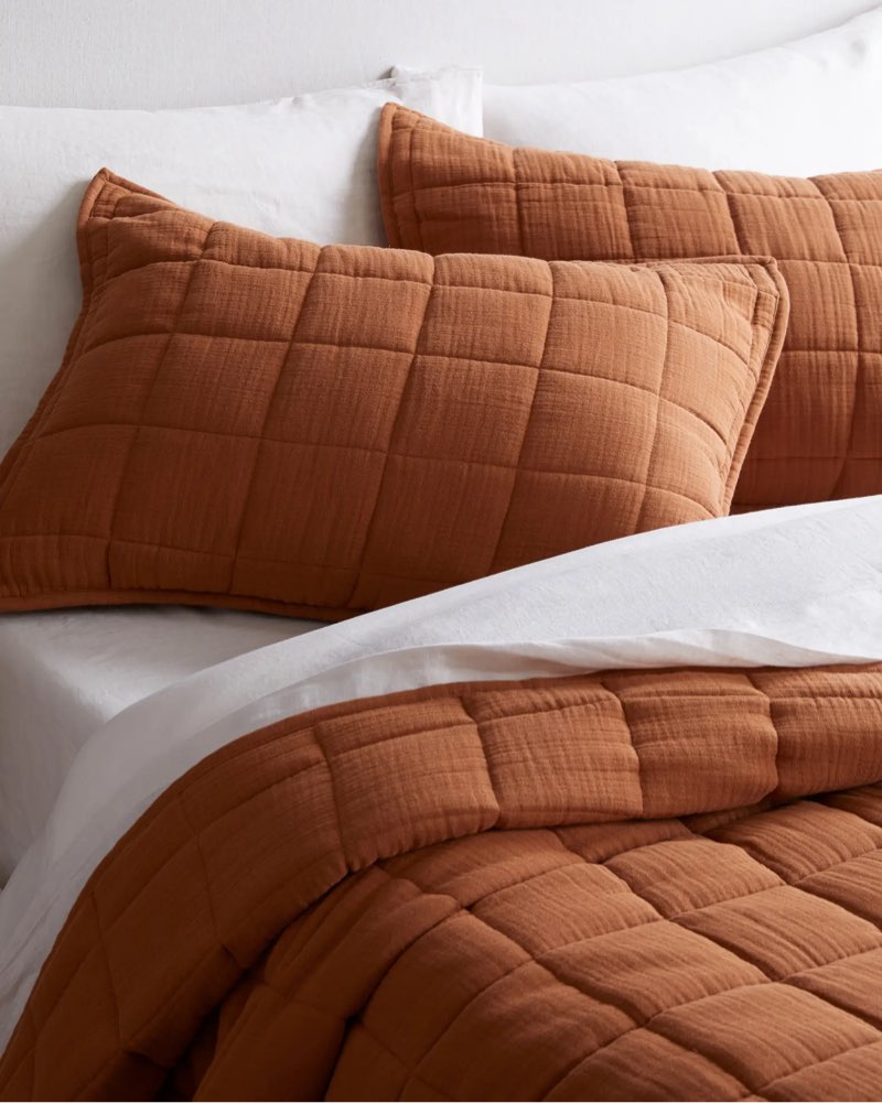 organic cotton gauze box quilt sham set size: king color: terracotta