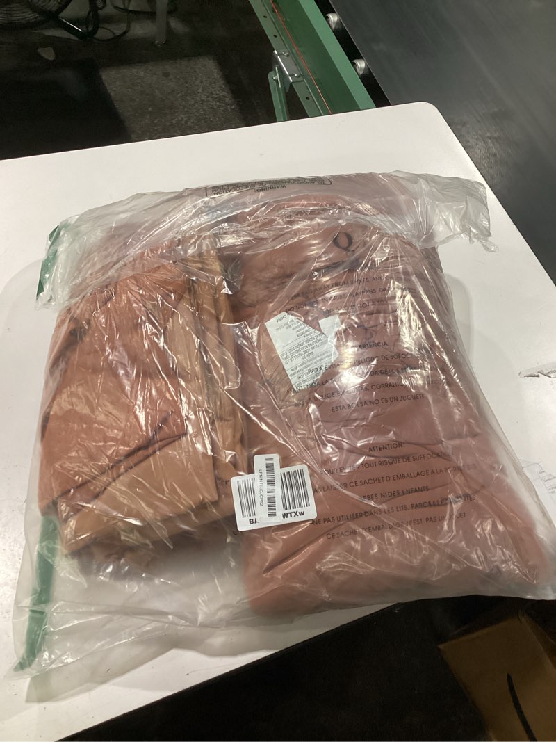 Condition photo showing Good Condition for monbix queen comforter set 7 pieces autumn leaf bed in a bag | cationic dyeing reversible all season bedding sets with comforter, sheets, pillowcases & shams autumn leaf queen