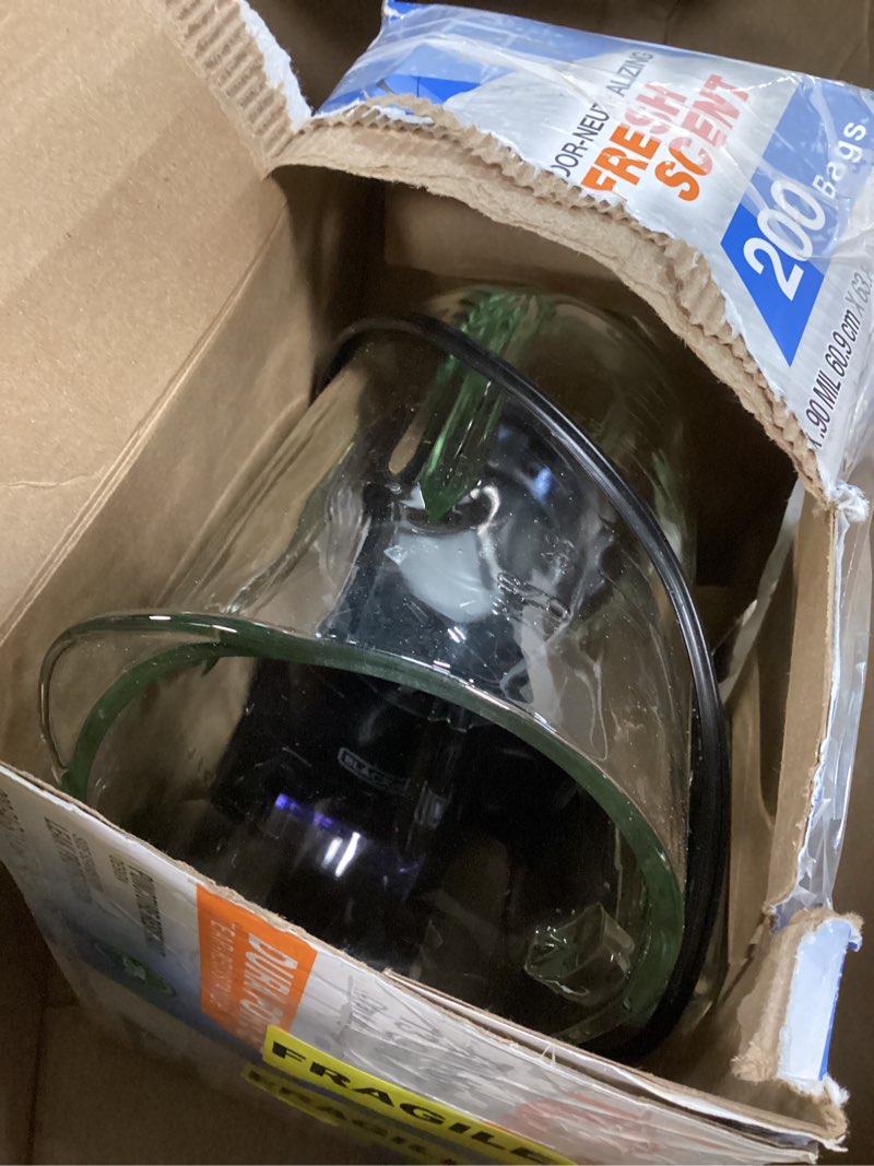 Condition photo showing As Is for black+decker countertop blender with 6-cup glass jar, 10-speed settings, black, bl2010bg