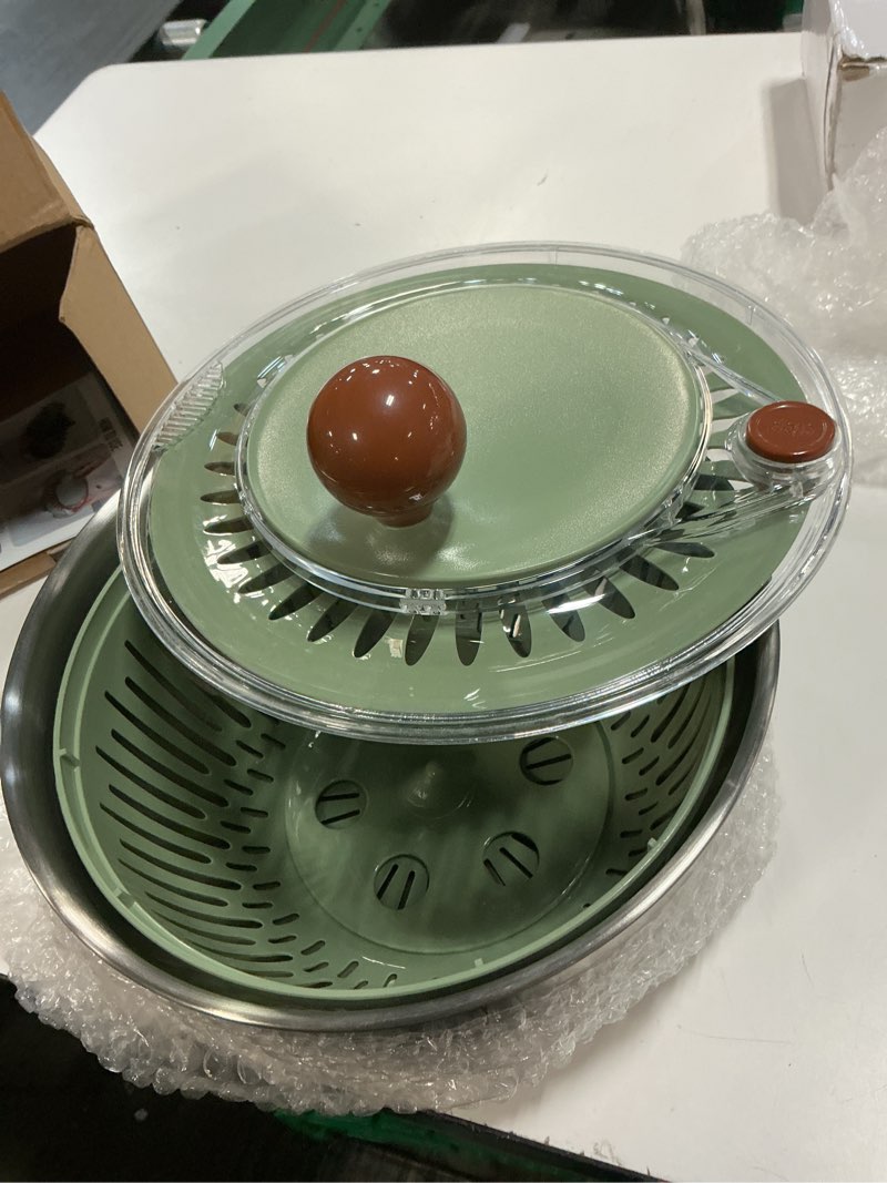 Condition photo showing Good Condition for stainless steel salad spinner, lettuce spinner with drain, non-slip base, stop button, vegetable dryer, bpa free, 5.3 qt 304l stainless steel