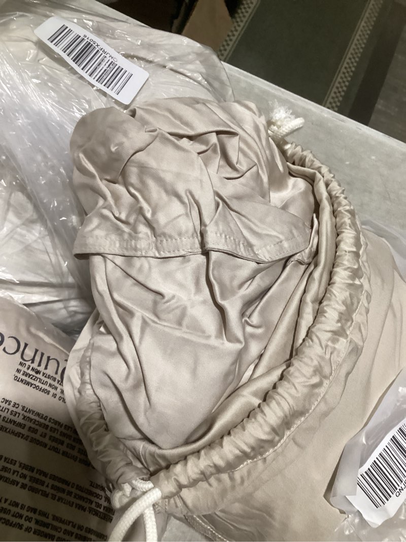 Condition photo showing Good Condition for bamboo fitted sheet set, queen, sand