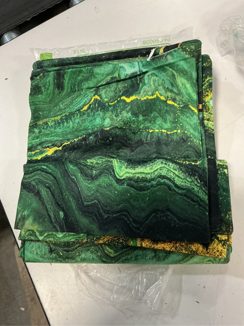 Condition photo showing Good Condition for teal turquoise marble throw pillow covers set of 4 emerald dark green gold pillow cases 18x18 inch abstract modern decorative cushion cover for couch sofa bedroom living room home decor green marble 18" x 18" (pack of 4)