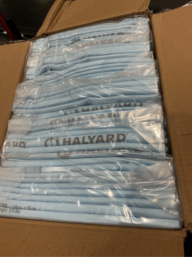 Condition photo showing New/Like New for halyard premium disposable underpads, 30 x 36 inches chux pads - blue, case of 40 - incontinence bed pads for adults with airlaid core for moisture and odor control