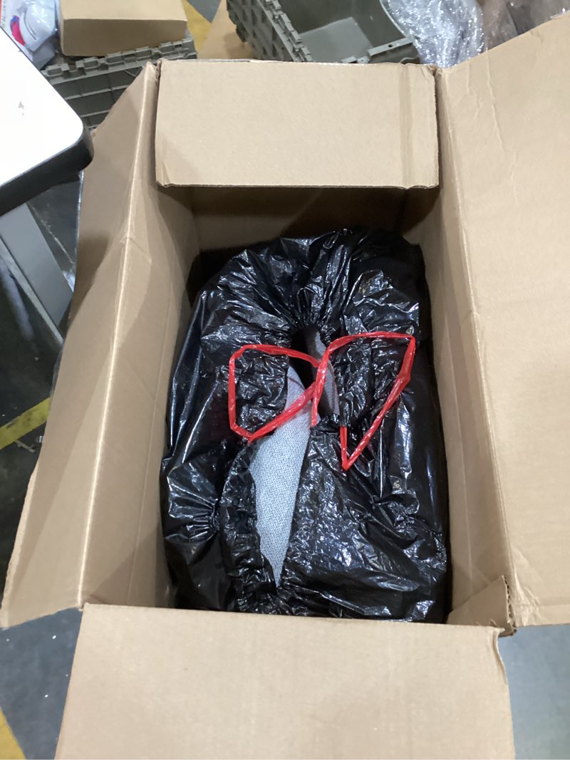 Condition photo showing Good Condition for vivorug 9x12 Area Rugs, Stain Resistant Washable Rug for Living Room, Vintage-Inspired Grey Floral Rug Classic-grey 9' x 12' (Rectangular)