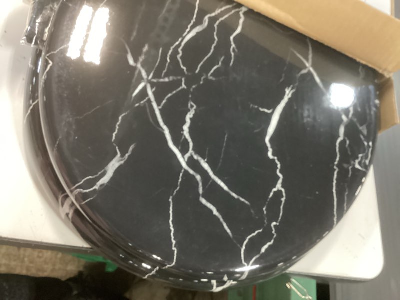 Condition photo showing Good Condition for angel shield marble toilet seat durable molded wood with quiet close,easy clean?quick-release hinges (round,black marble) round-16.5“ black marble-round