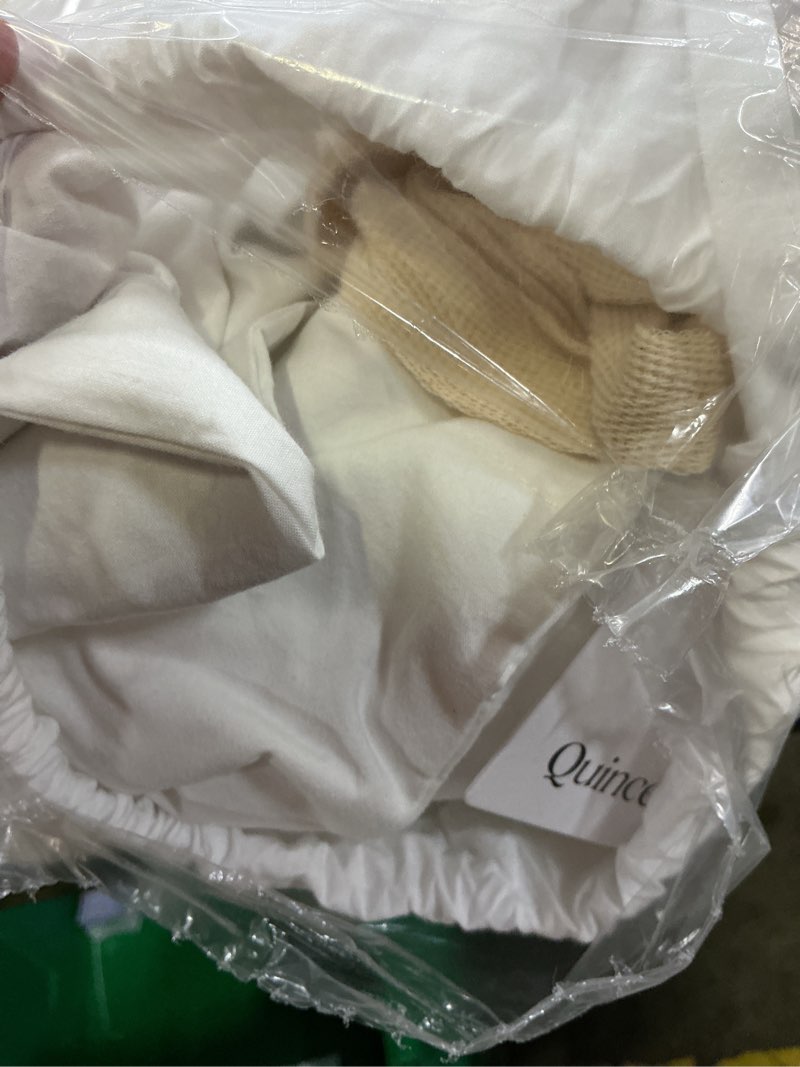 Condition photo showing Good Condition for organic brushed cotton sheet set, twin, white