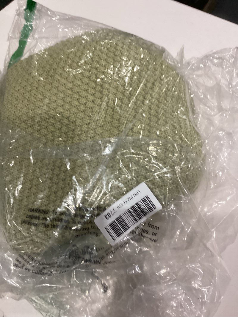 Condition photo showing Good Condition for Amazon Basics Chunky Cable Knit Throw Blanket for Couch, Sofa, Bed, Lightweight Soft Cozy, Sage Green, 50"x 60" Knitted Sage Green