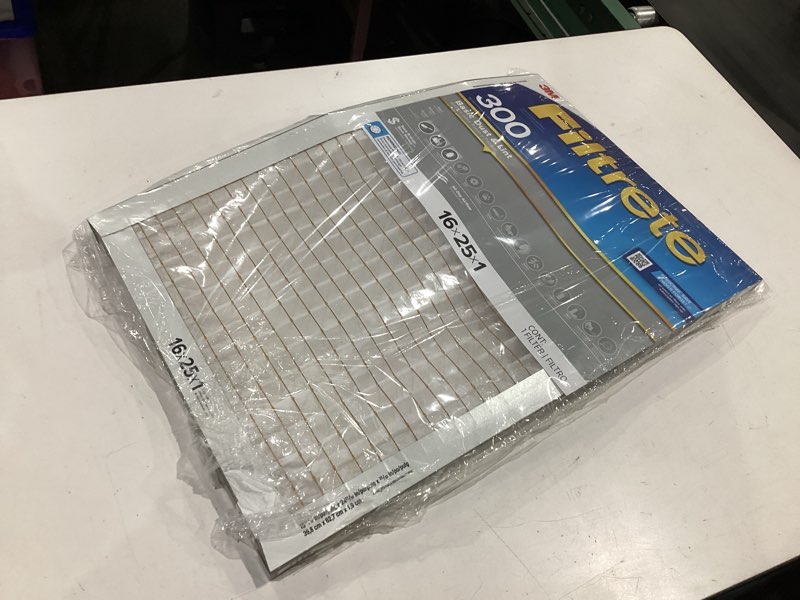 Condition photo showing Good Condition for filtrete 16-in w x 25-in l x 1-in merv 5 300 mpr basic dust and lint electrostatic air filter