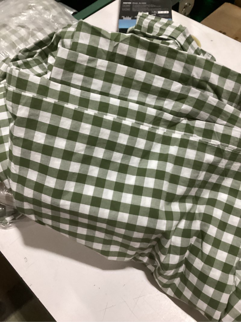 Condition photo showing As Is for quince european linen gingham duvet cover