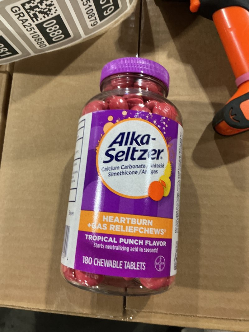 Condition photo showing New/Like New for ((EXP:04/2026))Alka-Seltzer Heartburn + Gas ReliefChews, Antacid + Antigas Chews for Fast Heartburn Relief, Gas, and Acid Indigestion Relief On the Go, 180 Ct