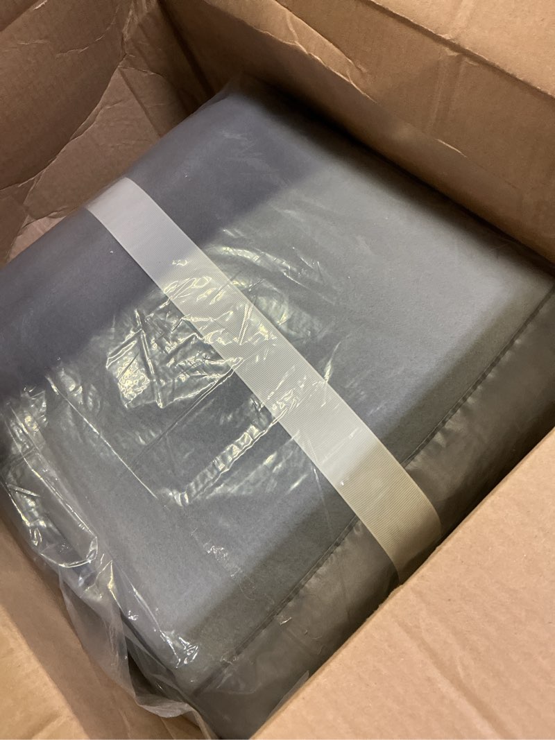 Condition photo showing Good Condition for OakRidge Satin Fleece Blanket, Full/Queen, Twin or King Size – 100% Polyester Lightweight Fabric and Cozy Satin Binding Edges in Tightly Folding Travel Blanket, Grey Full Queen Grey