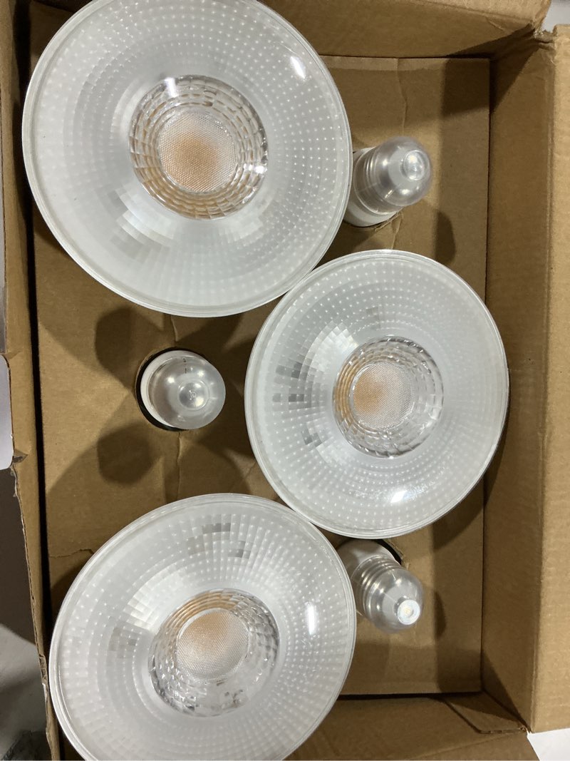 Condition photo showing Good Condition for edishine flood lights outdoor, dimmable par38 led outdoor flood light bulbs, 120w equivalent, ip65 waterproof for yard, garage, porch, 3000k warm white, 18w 1800lm, e26 base, 6 pack etl listed 6 3000k warm light