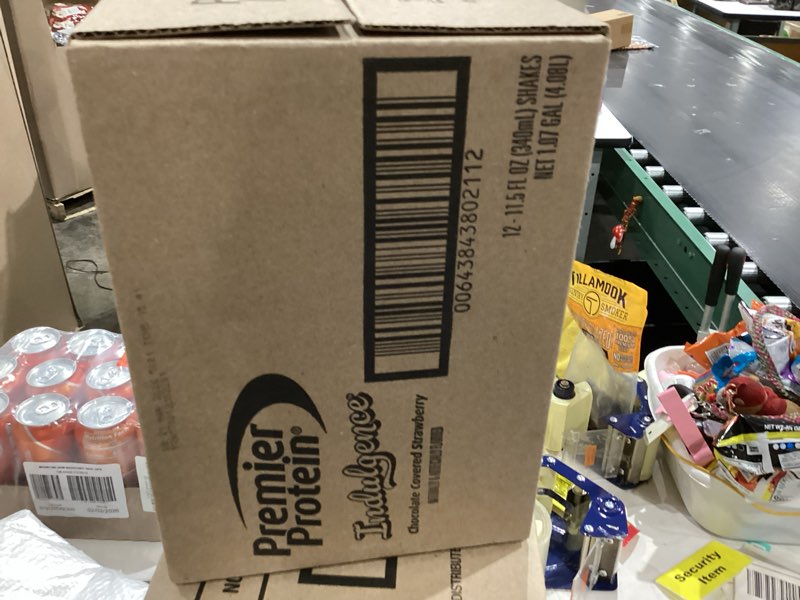 Condition photo showing New/Like New for Premier Protein Shake INDULGENCE, Chocolate Covered Strawberry, 30g Protein, 170 Calories, 3g Sugar, 11.5 fl oz, 12 Pack (Packaging May Vary) Chocolate Covered Strawberry 11.5 Fl Oz (Pack of 12)
