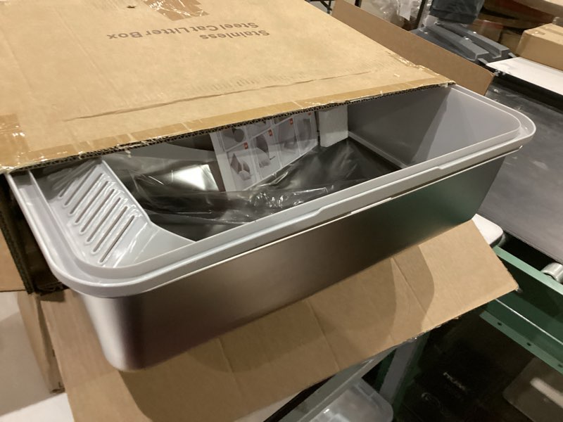 Condition photo showing Good Condition for stainless steel litter box | xl enclosed cat litter boxes with lid for big cats | high sided, anti-urine leakage | non-stick bottom & includes litter mat & metal scoop silver gray x-large