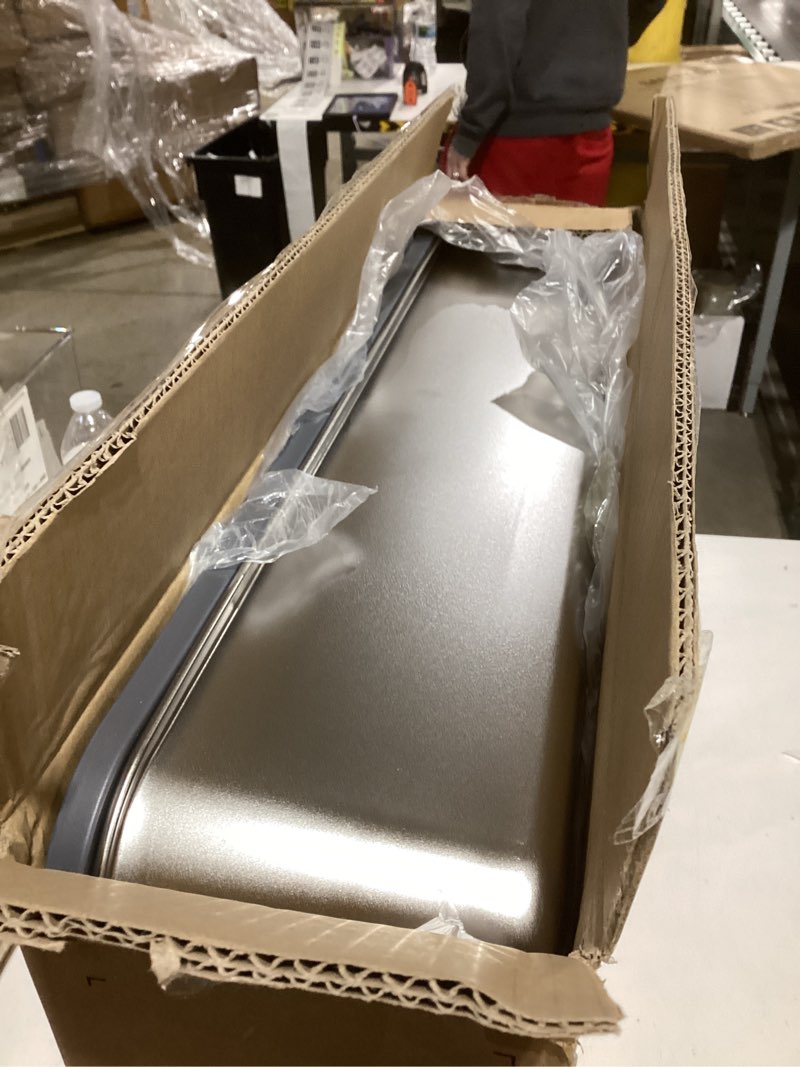 Condition photo showing Good Condition for Stainless Steel Litter Box, Extra Large Litter Boxes for Big Cats, XLarge Metal Cat Litter Box with Lid, Anti-Urine Leakage XL Box with High Sides, Easy Clean, Non-Sticky, Scoop Included Dark Grey XL