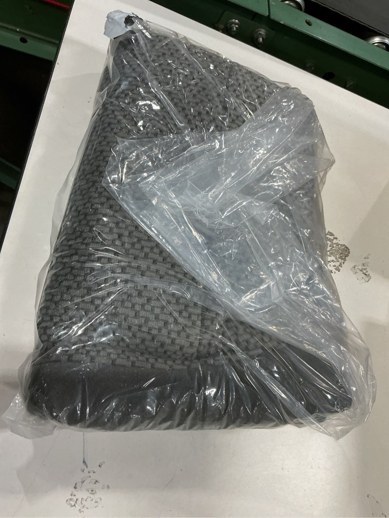 Condition photo showing New/Like New for gxarts front driver side bottom cloth breathable replacement seat cover gray compatible with ford f250 f350 f450 xlt crew-cab 2001