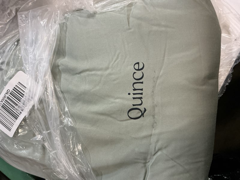 Condition photo showing Good Condition for bamboo sheet set, queen, eucalyptus