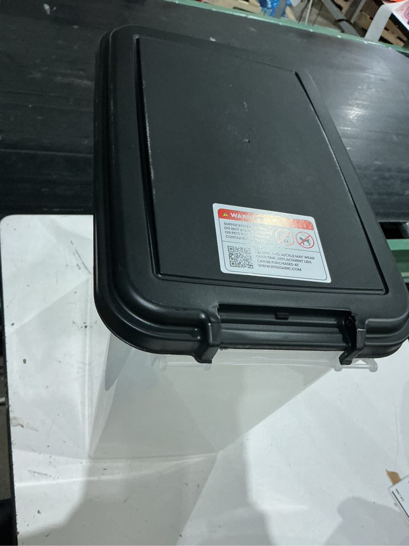 Condition photo showing Good Condition for tupperware modular