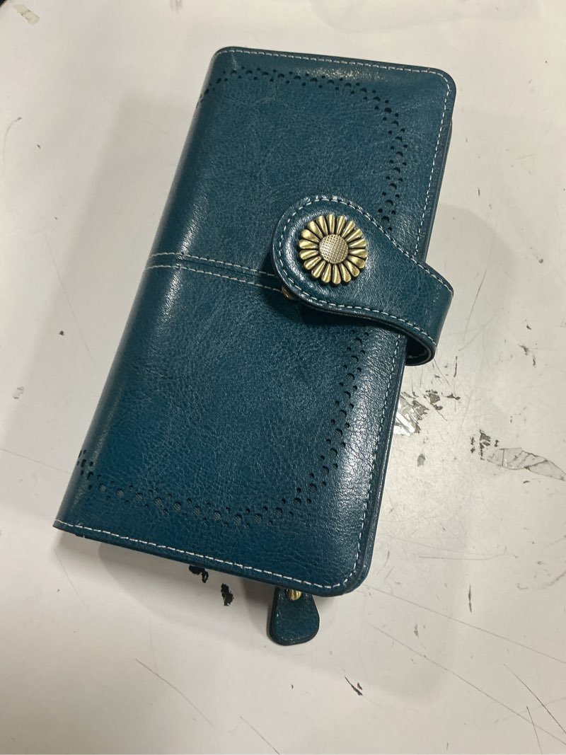 Condition photo showing Good Condition for sendefn wallets for women genuine leather credit card holder with rfid blocking large capacity wristlet