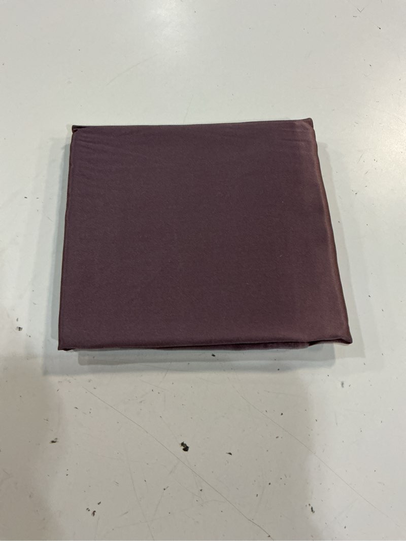 Condition photo showing Good Condition for zimasilk 100% pure mulberry silk pillowcase for hair and skin health,soft and smooth,both sides premium grade 6a silk,600 thread count,with hidden zipper,1pc(standard 20''x26'',dark mauve)