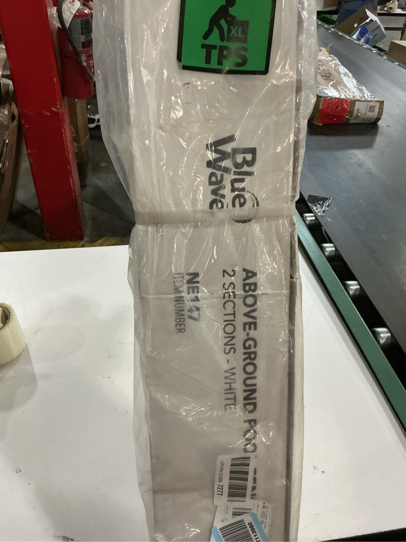 Condition photo showing New/Like New for gli above ground pool fence add-on kit c (2sect) 2-section