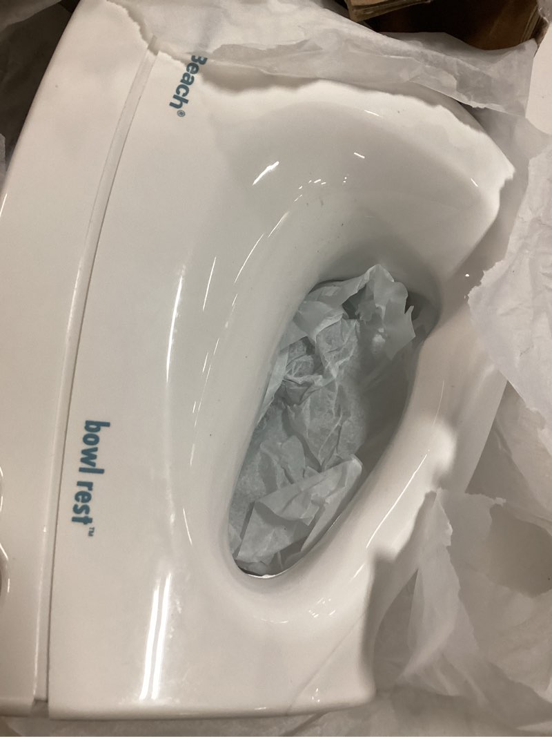 Condition photo showing Good Condition for hamilton beach 6-speed electric hand mixer with whisk, traditional beaters, snap-on storage case, 250 watts, white 1 traditional beaters