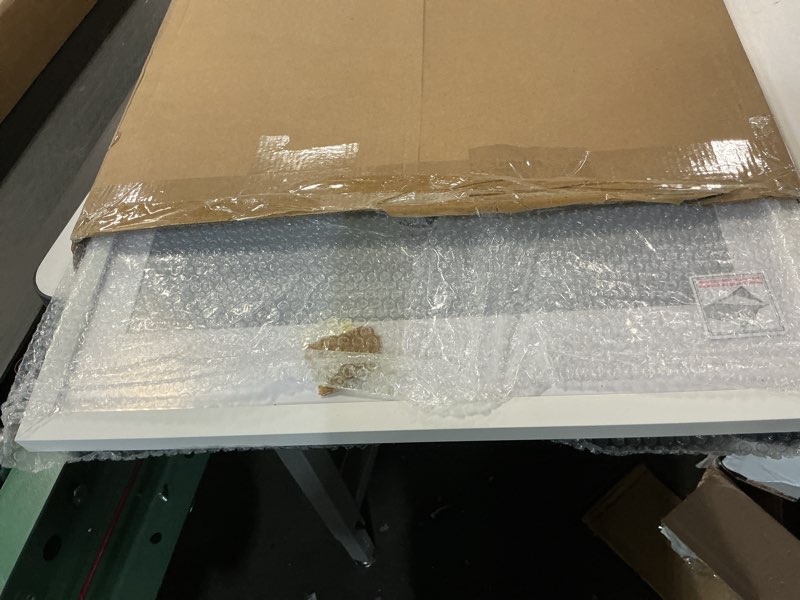 Condition photo showing Good Condition for upsimples 16x24 Picture Frame, Display Pictures 14x20 with Mat or 16 x 24 Without, Wall Hanging Poster Frames, White, 1 Pack White 16x24