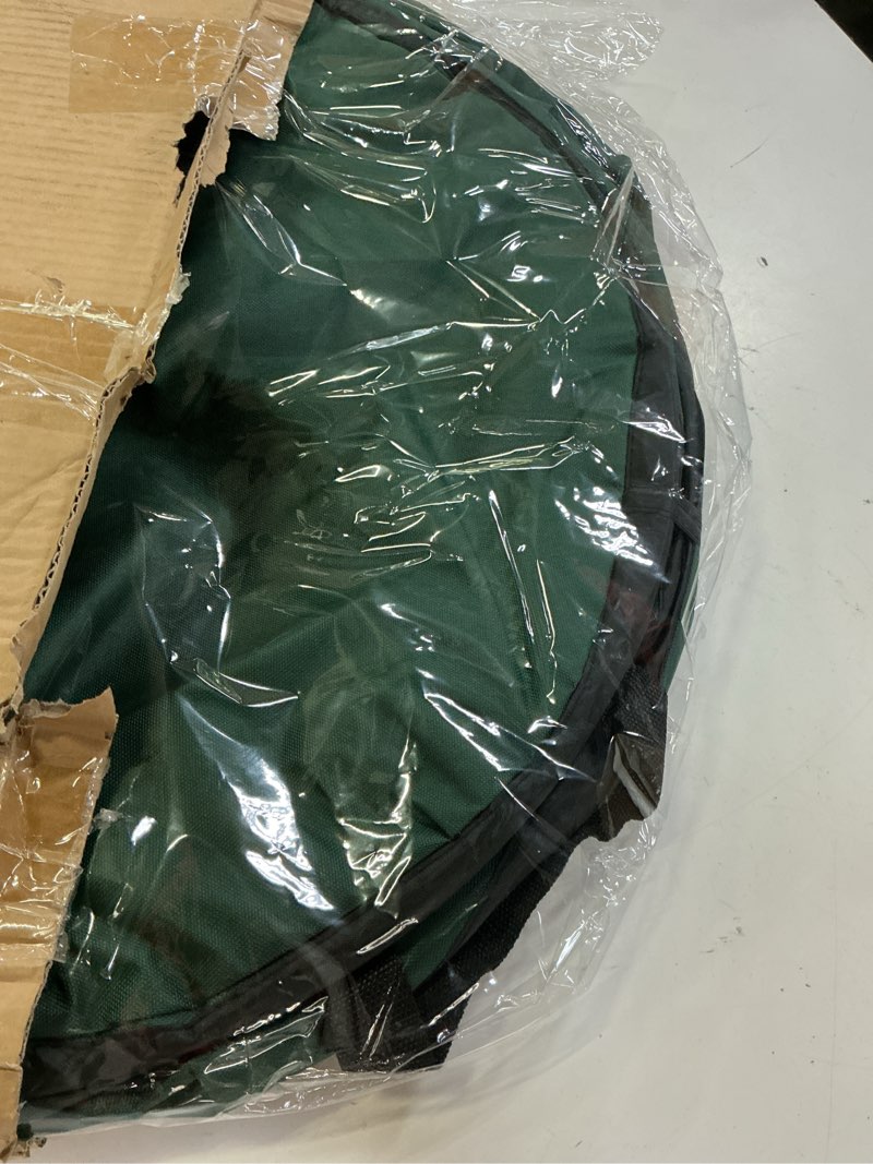 Condition photo showing New/Like New for wakeman 46-cu ft gallon green plastic kitchen hinged lid trash can 75-cmp1118 