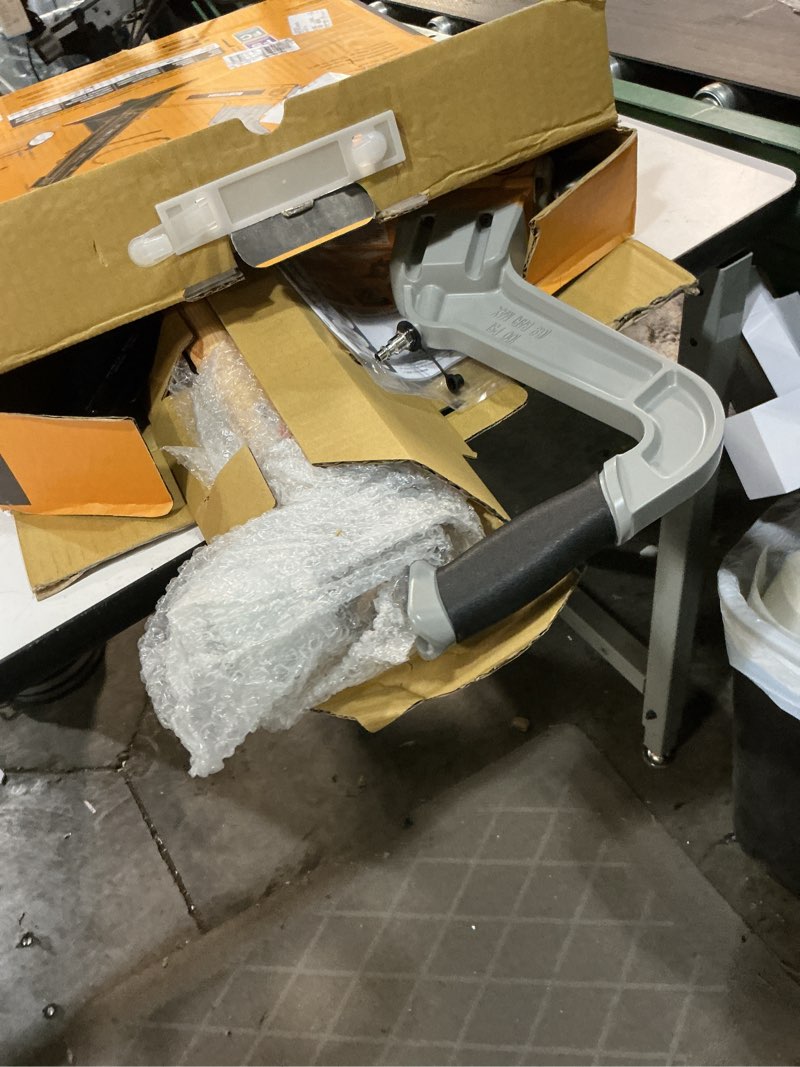 Condition photo showing Good Condition for bostitch staples flooring pneumatic nailer