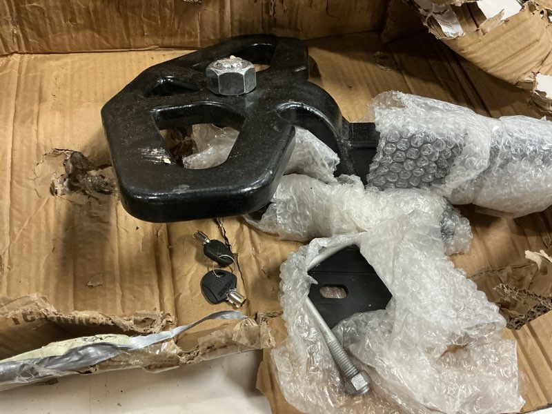 Condition photo showing Good Condition for 2" heavy duty trailer hitch step with removable ball - 6000lbs capacity, bumper guard steel construction, u-shaped stabilizer & lock - fits trucks, suvs, pickups