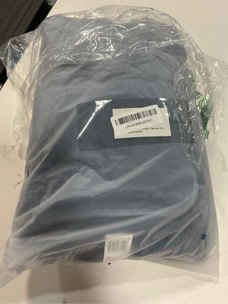 Condition photo showing New/Like New for ustide 3 pcs spring wildflower floral bathroom towel set farmhouse decorative flowers towel vintage embroidered bath highly absorbent (1 bath sheet, 2 hand towels),blue blue-floral daisy floral