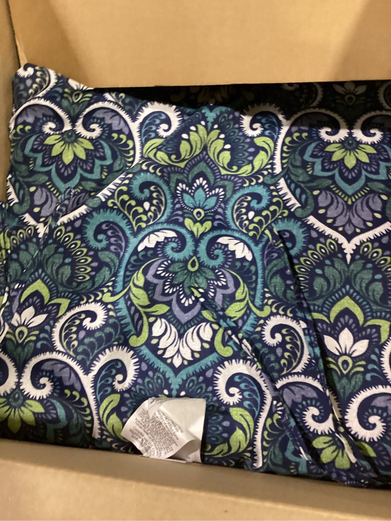 Condition photo showing Good Condition for arden indoor/outdoor seat or rocking chair cushion, 19 x 18, water repellent, rain proof, fade resistant cushion for rocking or dining chairs sapphire aurora blue damask polyfill 18 x 19 sapphire aurora blue damask