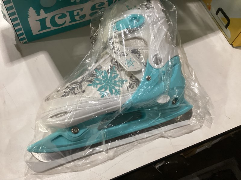 Condition photo showing New/Like New for snowflake girls ice skates for kids | adjustable kids ice skates for girls boys ages 3-12 | beginner ice skating shoes for outdoor and rink | warm comfortable lining and reinforced ankle support blue large - youth(5-8 us)