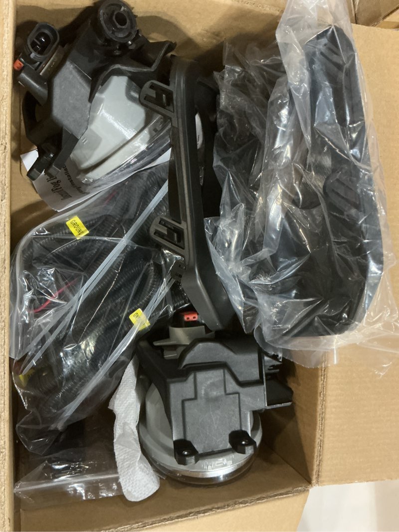 Condition photo showing Good Condition for fog lights assembly for 2016 2017 2018 2019 2020 2021 2022 toyota tacoma replacement fog lamps with wiring & switch h16 12v 19w halogen bulb clear lens