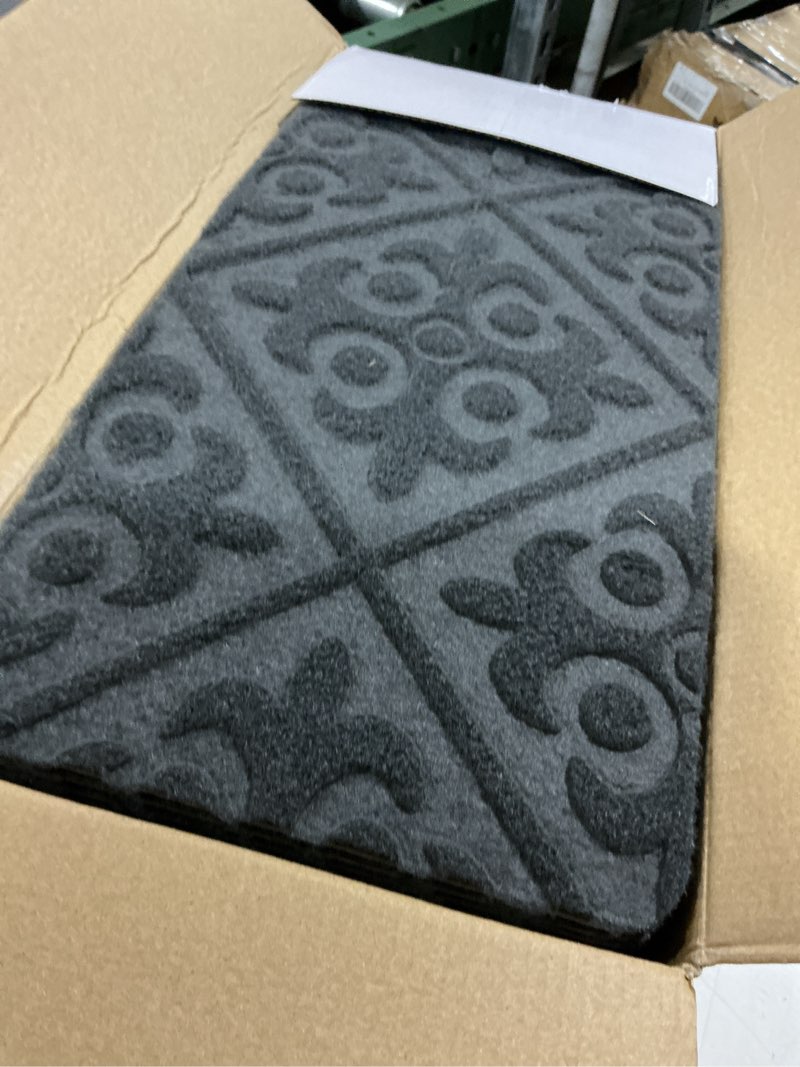 Condition photo showing Good Condition for arttown 15 pcs 30" x 8" grey european embossing outdoor step carpet treads peel and stick for outdoor wooden steps stairs non-slip self-adhesive carpet stair treads for kids, elderly and pets