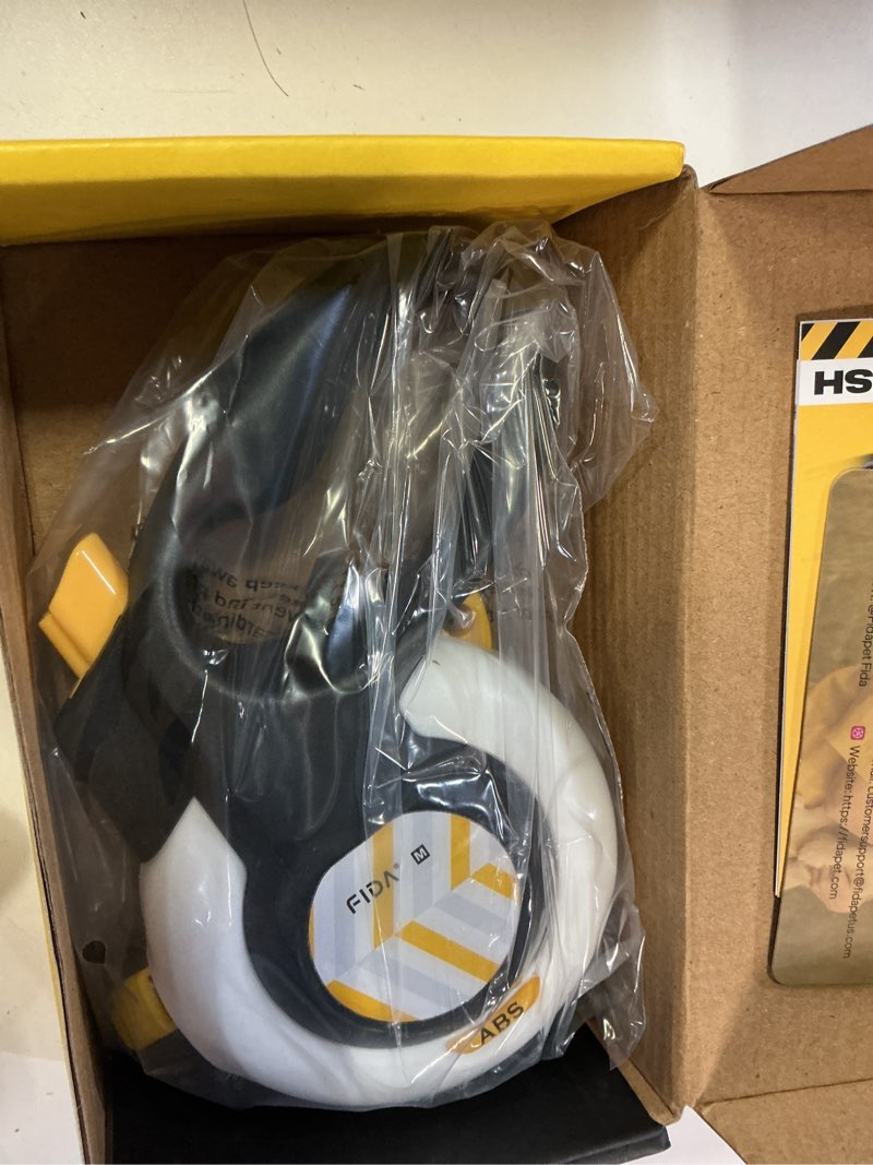 Condition photo showing New/Like New for fida autobrake heavy duty retractable dog leash, 16 ft, for dogs that pull | autobrake design for safety control, dog walking leash for medium breeds up to 55 lbs, 360° tangle free, soft grip medium, 16ft