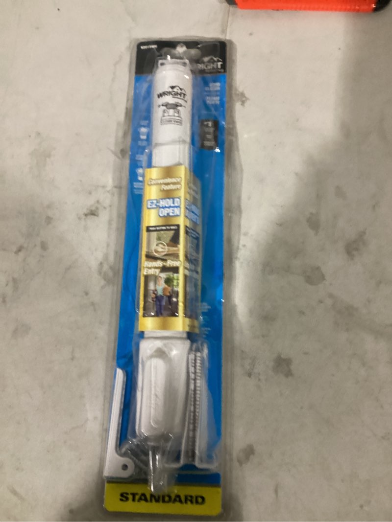 Condition photo showing Good Condition for ez hold closer, standard duty white