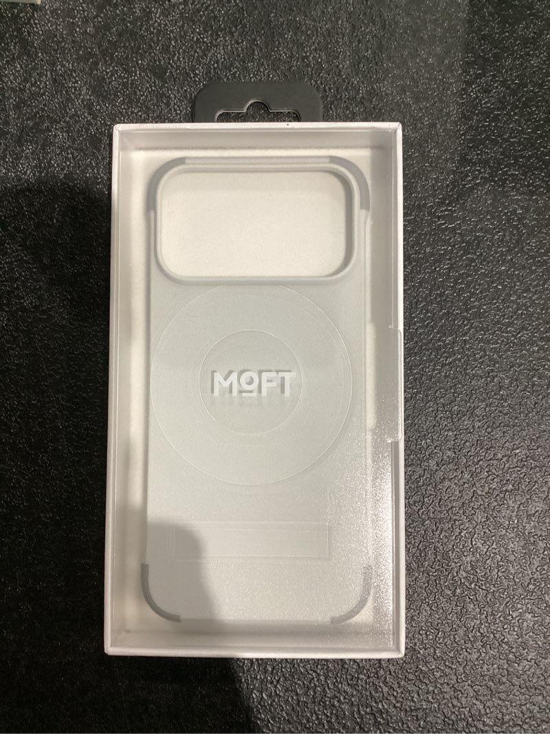 Condition photo showing New/Like New for moft movas frame case for iphone 17 pro max, 0.75mm (0.03 in) ultra-thin, soft-touch vegan leather, tpu corner protection, magsafe compatible?misty cove + cement? iphone 17 pro max misty cove + cement