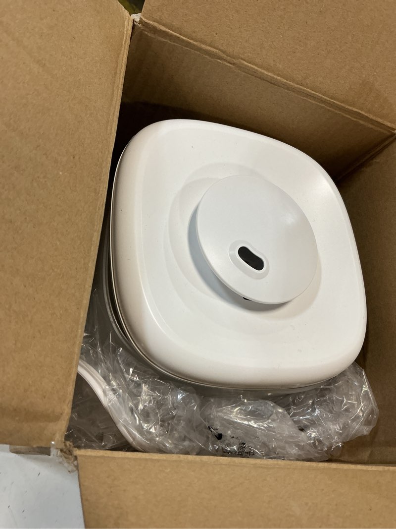 Condition photo showing Good Condition for LEVOIT Top Fill Humidifiers for Bedroom, 2.5L Tank for Large Room, Easy to Fill & Clean, 28dB Quiet Cool Mist Air Humidifier for Home Baby Nursery & Plants, Auto Shut-off and BPA-Free for Safety, 25H White 2.5L Humidifier
