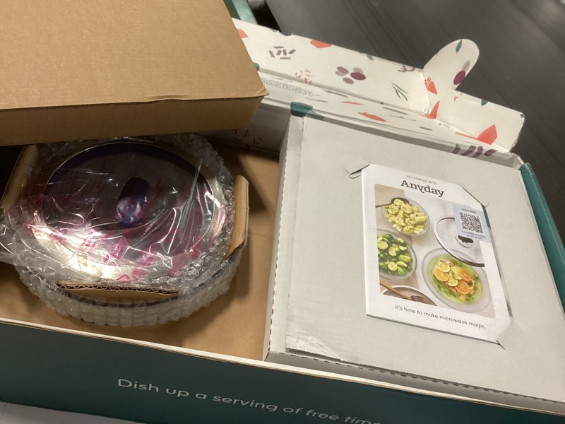 Condition photo showing New/Like New for anyday 8-pc microwave cookware & glass food storage set with glass lids | plastic-free containers | stackable airtight steamer with vented lid for microwave-safe reheating & steaming vegetables, rice blueberry 8-piece