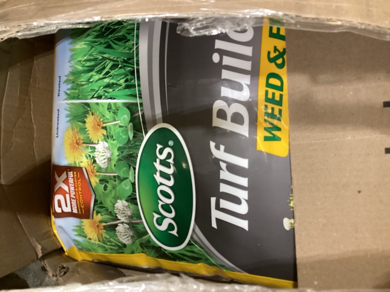 Condition photo showing Good Condition for scotts turf builder weed and feed3 - weed killer plus lawn fertilizer, controls dandelion and clover, grass fertilizer for up to 15,000 sq. ft., 42.87 lbs.