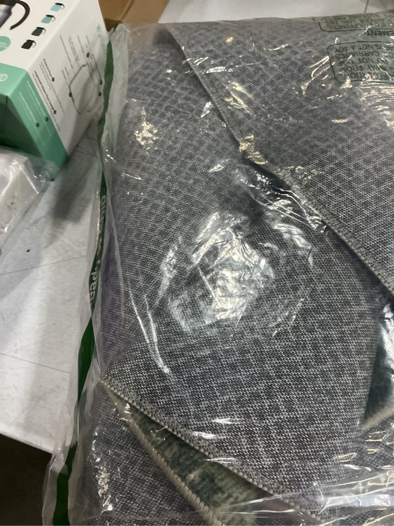 Condition photo showing Good Condition for 5ft green round washable area rug for living room vintage boho non slip circle 5x5 rug distressed floral carpet indoor retro soft low pile farmhouse throw rug for bedroom nursery office 5' (round) dark green